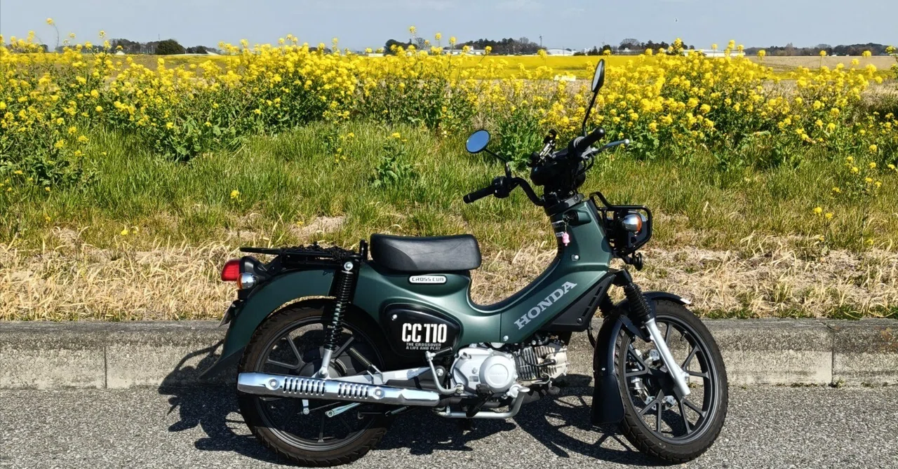 クロスカブとの日々～①バイク同士の挨拶。『ヤエー』って言うのかな？！私には上級者すぎる。それにちゃんとしたライダーみたいで、眩しすぎる ...