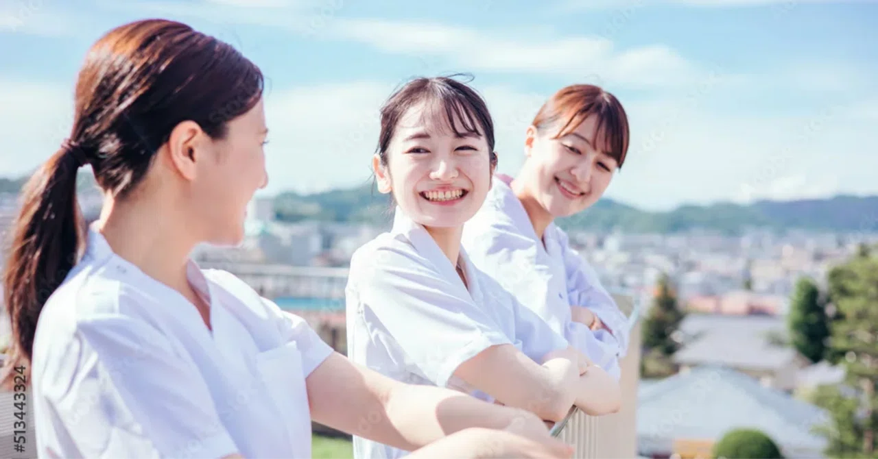 My mother calls the nurses by their names｜あおはる
