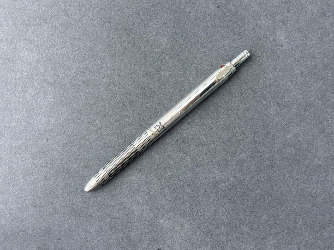 愛用品】PILOT 2+1 (蝕刻)|taku stationery 愛用品】PILOT 2+1 (蝕刻)|taku stationery