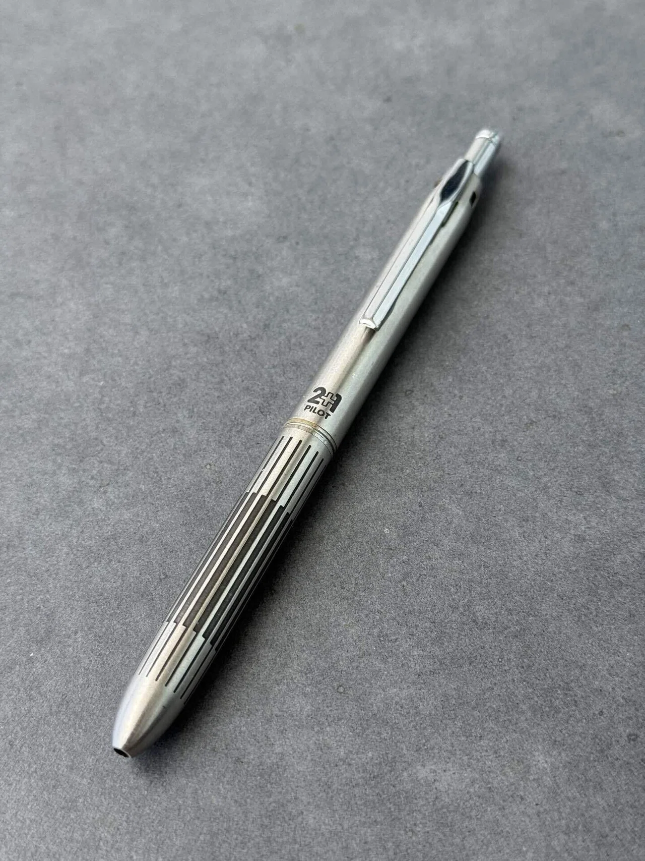 愛用品】PILOT 2+1 (蝕刻)｜taku stationery