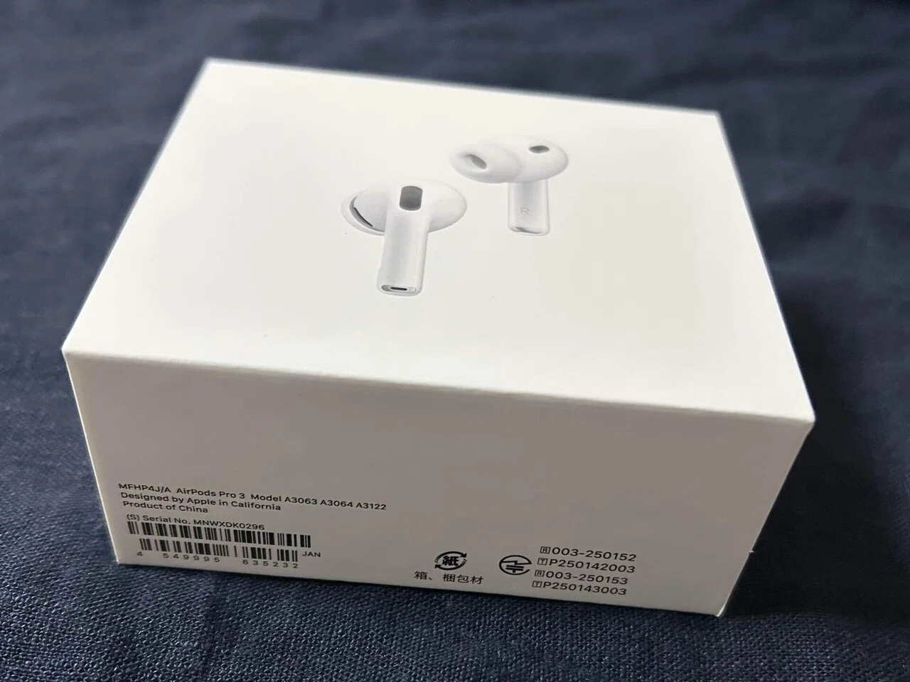 AirPodsをわかりやすく比較！ AirPods4・AirPods4（アクティブノイズ