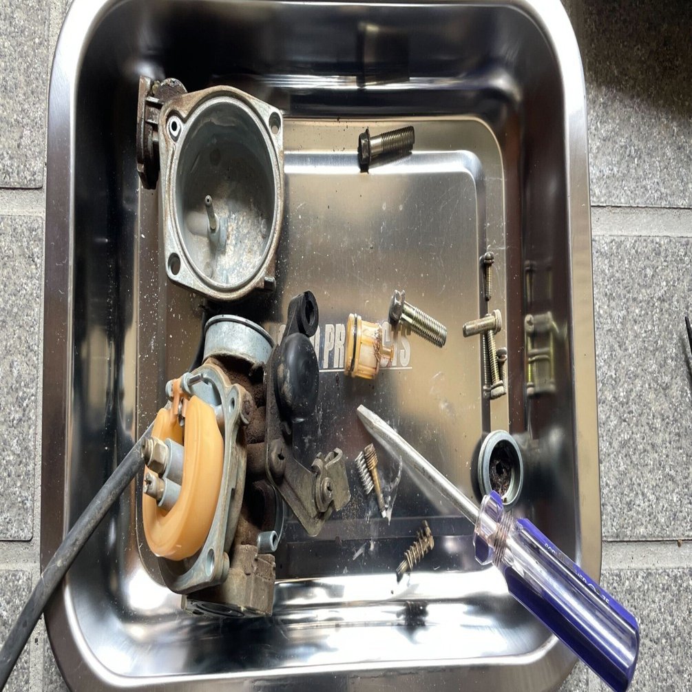 ホンダ  スーパーカブ50 【キャブレター掃除中～】 スーパーカブC50 キャブレターオーバーホール作業 メンテナンス記録