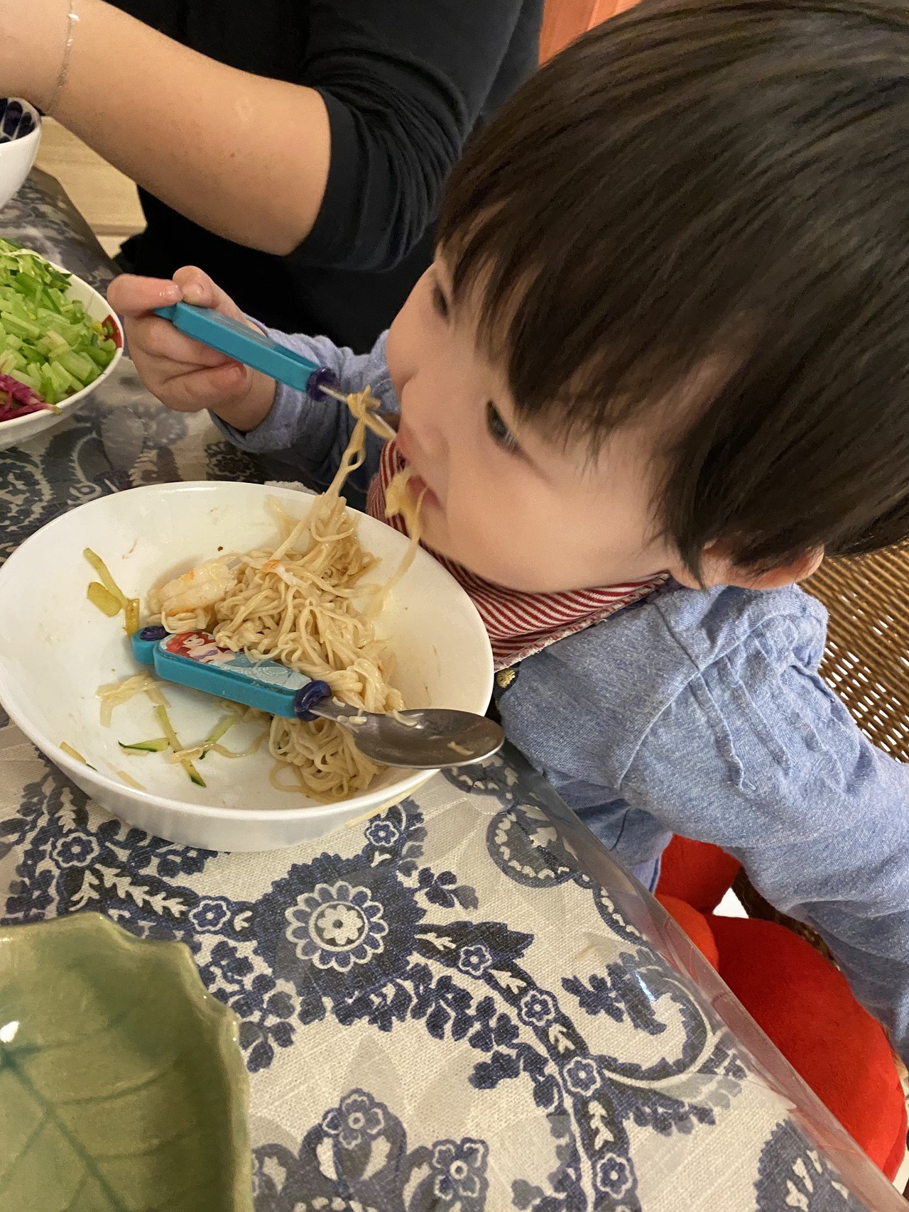 本場北京のジャージャー麺 世界各国の料理を紹介 みどりのみちくさ Note