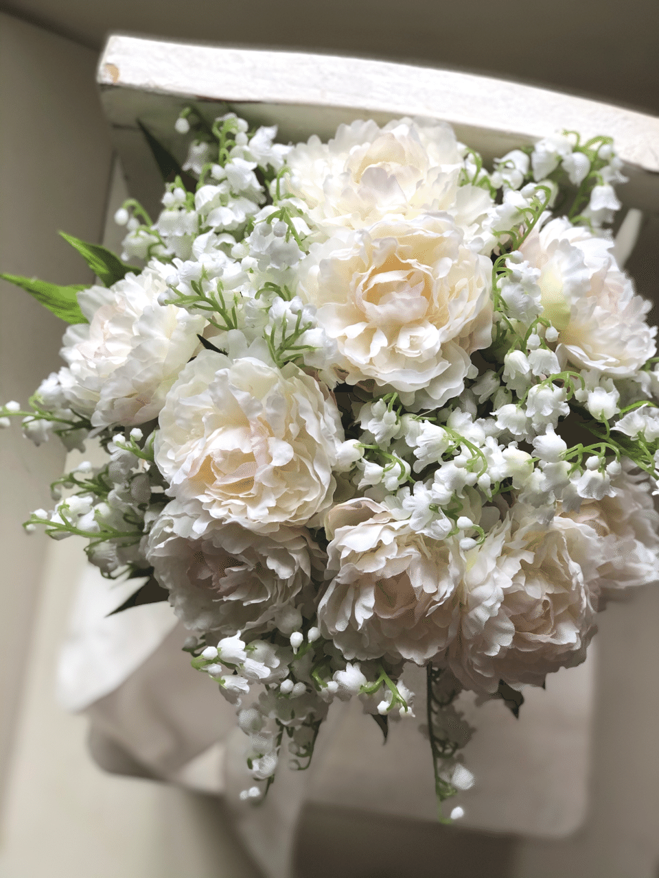 鈴蘭と芍薬のブーケ お水の心配のいらないインテリアブーケのお話し Naori Note 鈴蘭と芍薬のブーケ お水の心配のいらないインテリアブーケのお話し Naori Note