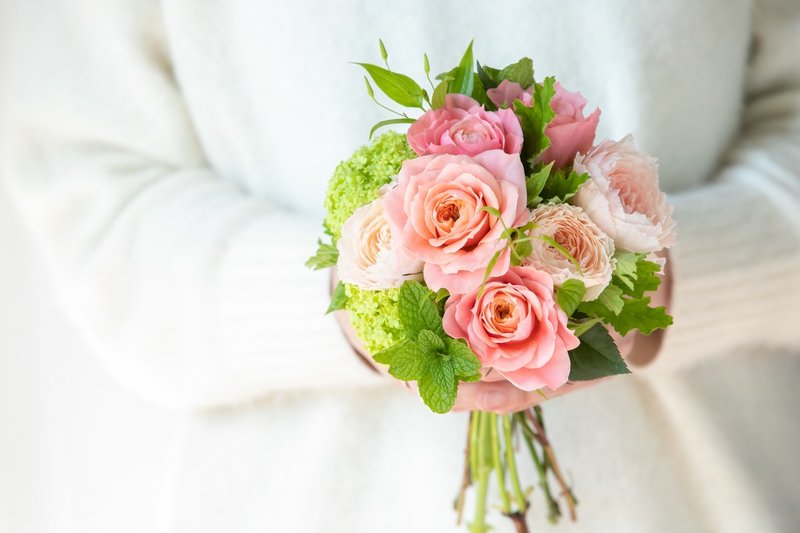 Rose バラ 人々を魅了する花の女王 フラワースクール Hana Kichi Note