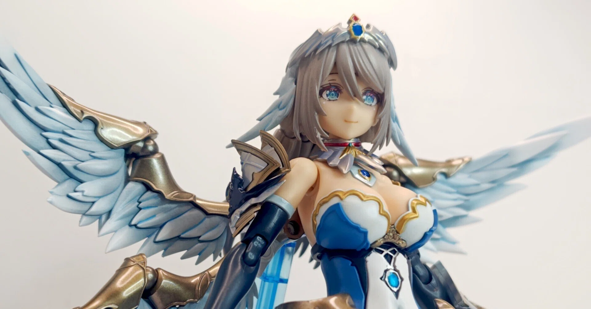 アルカナディア エルメダ｜横月瑛