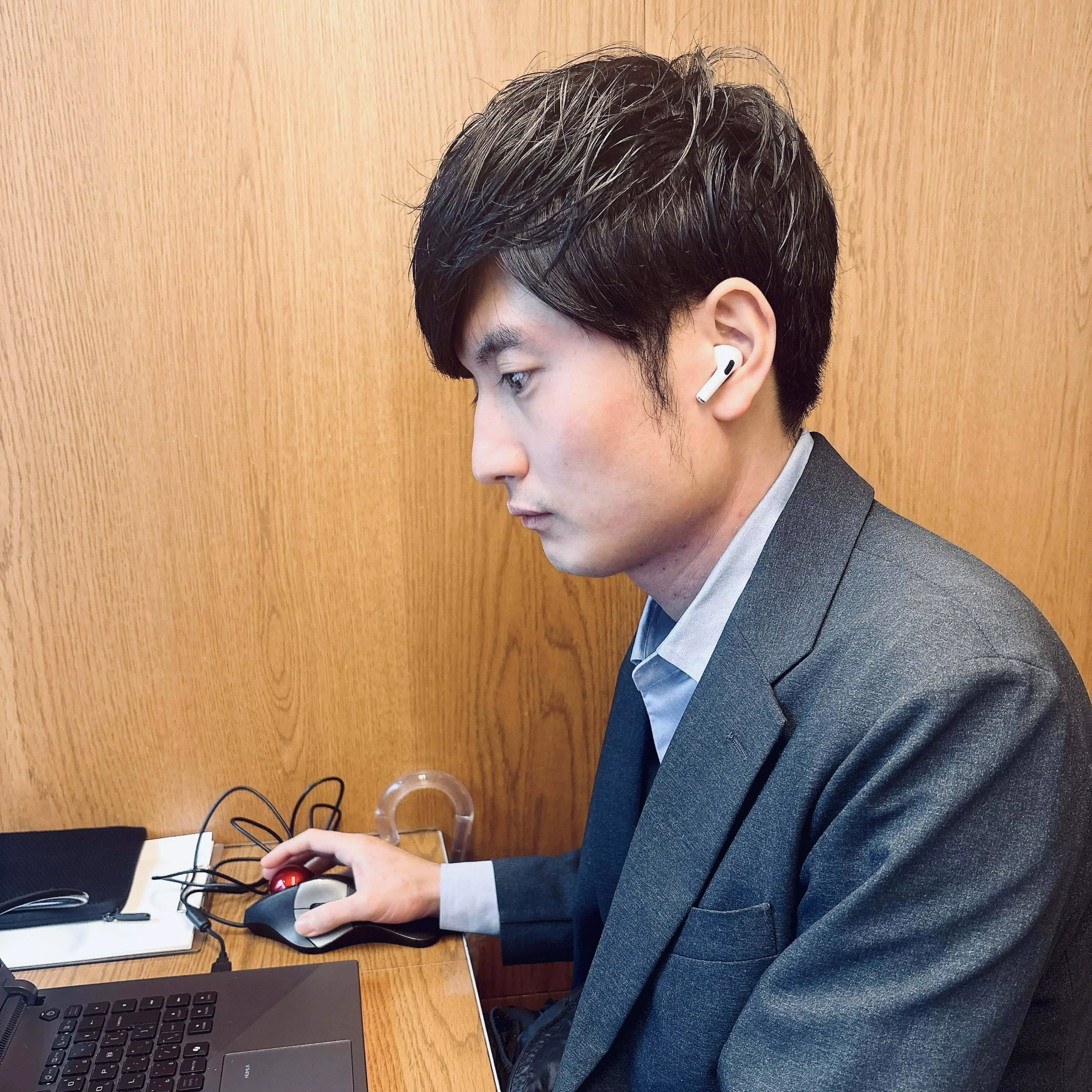 ki-wi　濱野優輝　起業奮闘日記