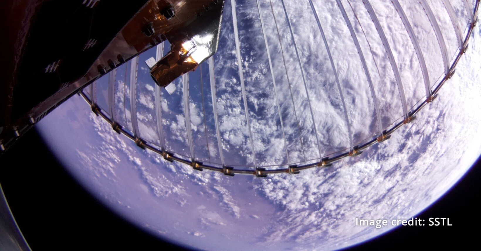 自分がつくった人工衛星（のアンテナ）が宇宙へ飛んでいった話