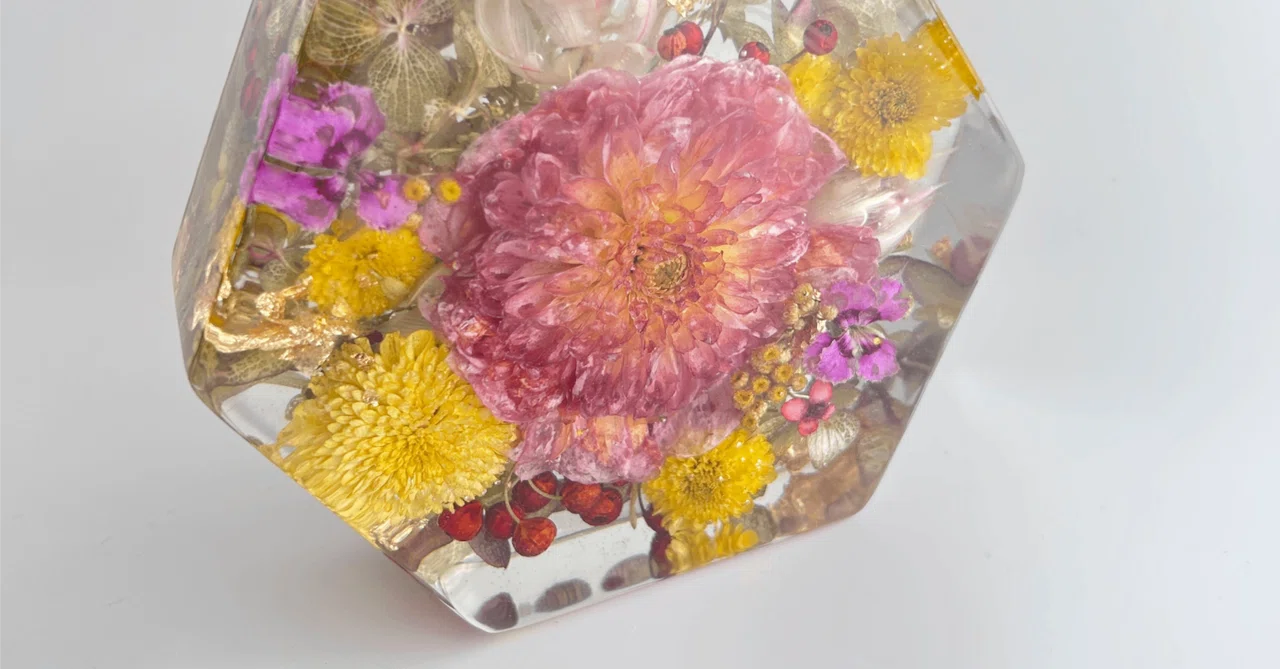 レジン作家｜未経験からできる｜思い出の花を“永遠に残す”レジン完全 