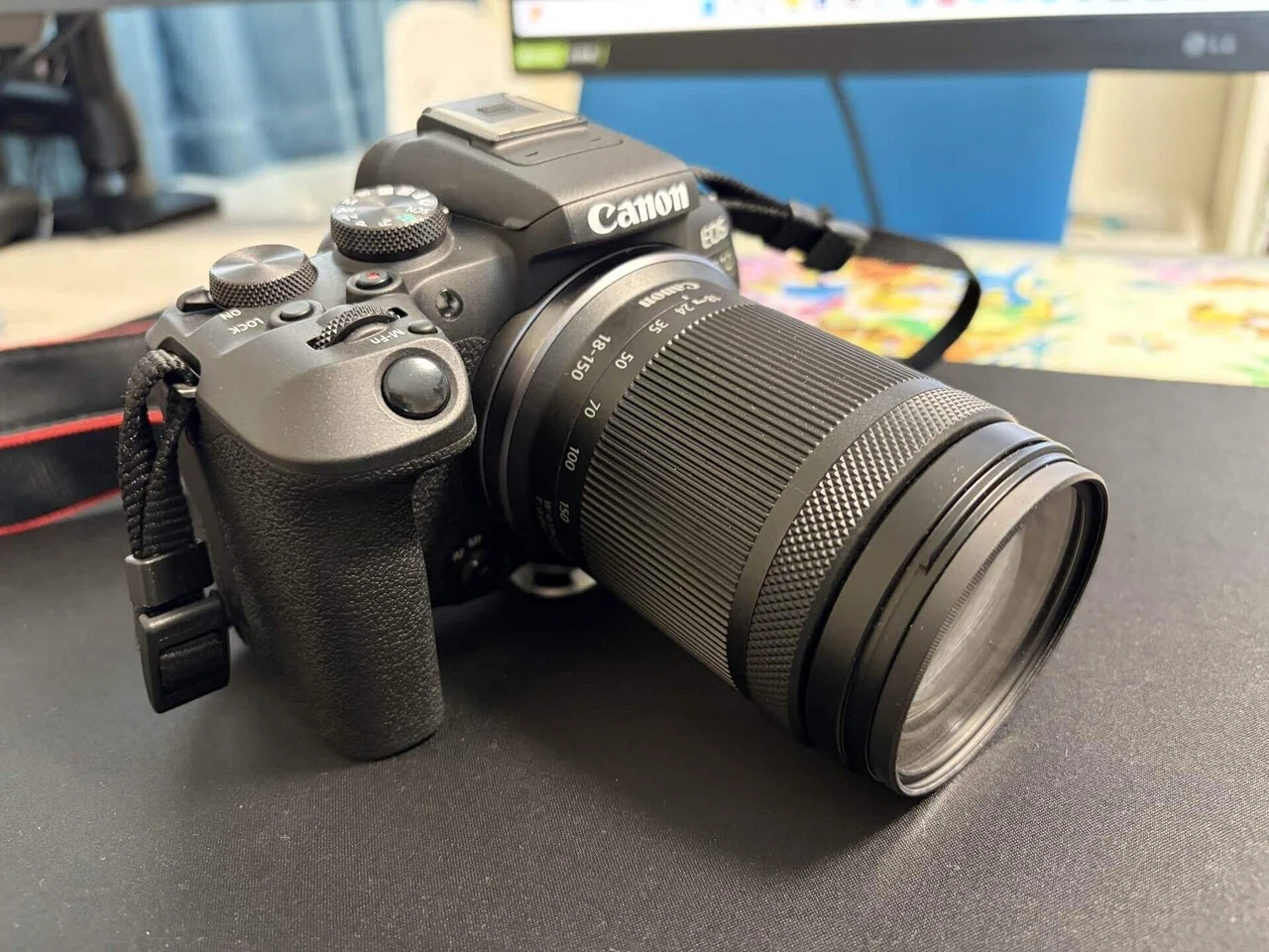 育児写真はスマホとミラーレス一眼で何が違う？iPhone 17とCanon EOS
