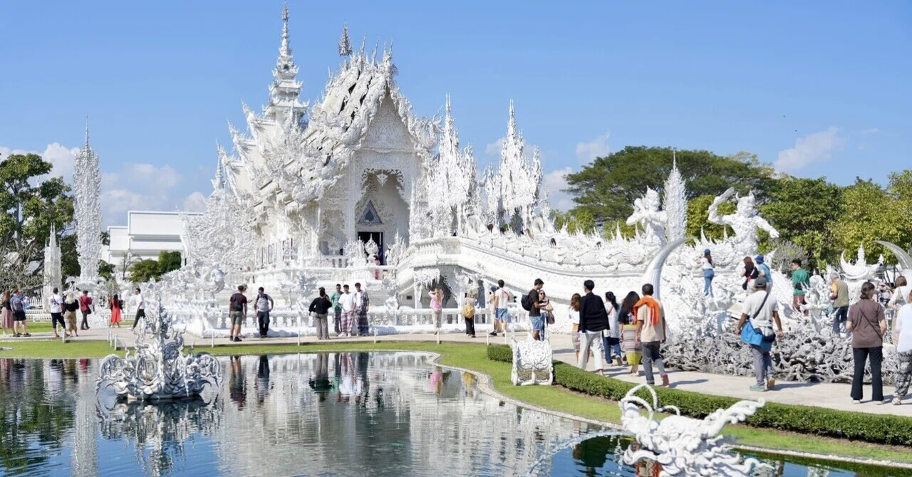 タイ北部の旅 – その2−2 （チェンライ・デイトリップ - その2 白の