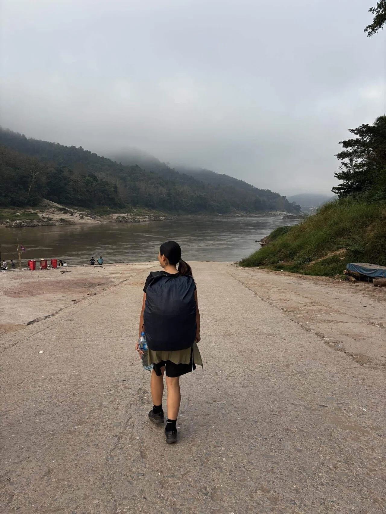 [Around the World Day 376🇱🇦] Huay Xai 🛶 Luang Prabang Part 2｜よしだ家@夫婦で世界一周