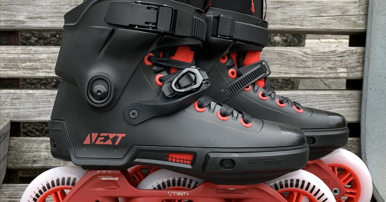 初心者から上級者まで納得品質の3x110ブーツ「Next Red 110」の