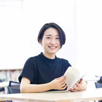手話は目で覚える 間違えても忘れても大丈夫 何度も繰り返し 繰り返しやってみる レクチャー 手話と出会う 第1回 嘉原妙 東京アートポイント計画 Note