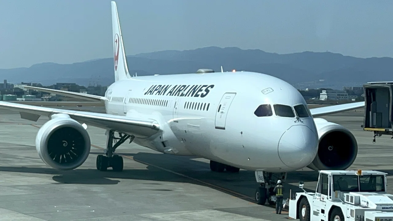 伊丹空港で飛行機撮影してみよう！(制限エリア内)｜しむらっち