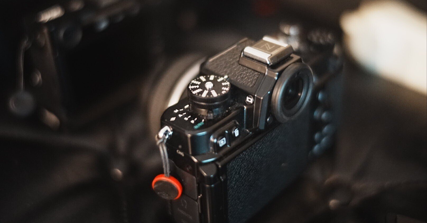 ★レトロなフィルムカメラ等3台 レトロでフィルムライク、でも最新。この3台があれば、カメラ沼を