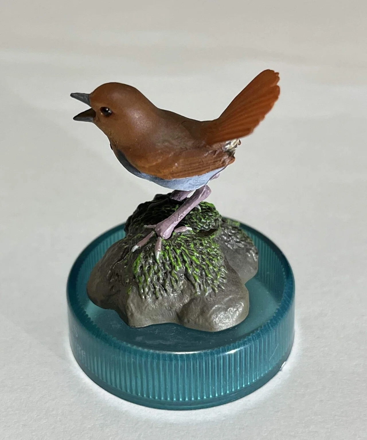 サントリー天然水のおまけBIRDTALES-3「コマドリ」を手に取ってみた