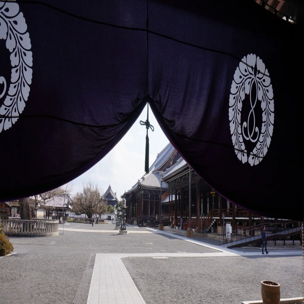 新選組の拠点だった？バラバラになった2つの本願寺、天下人の思惑を