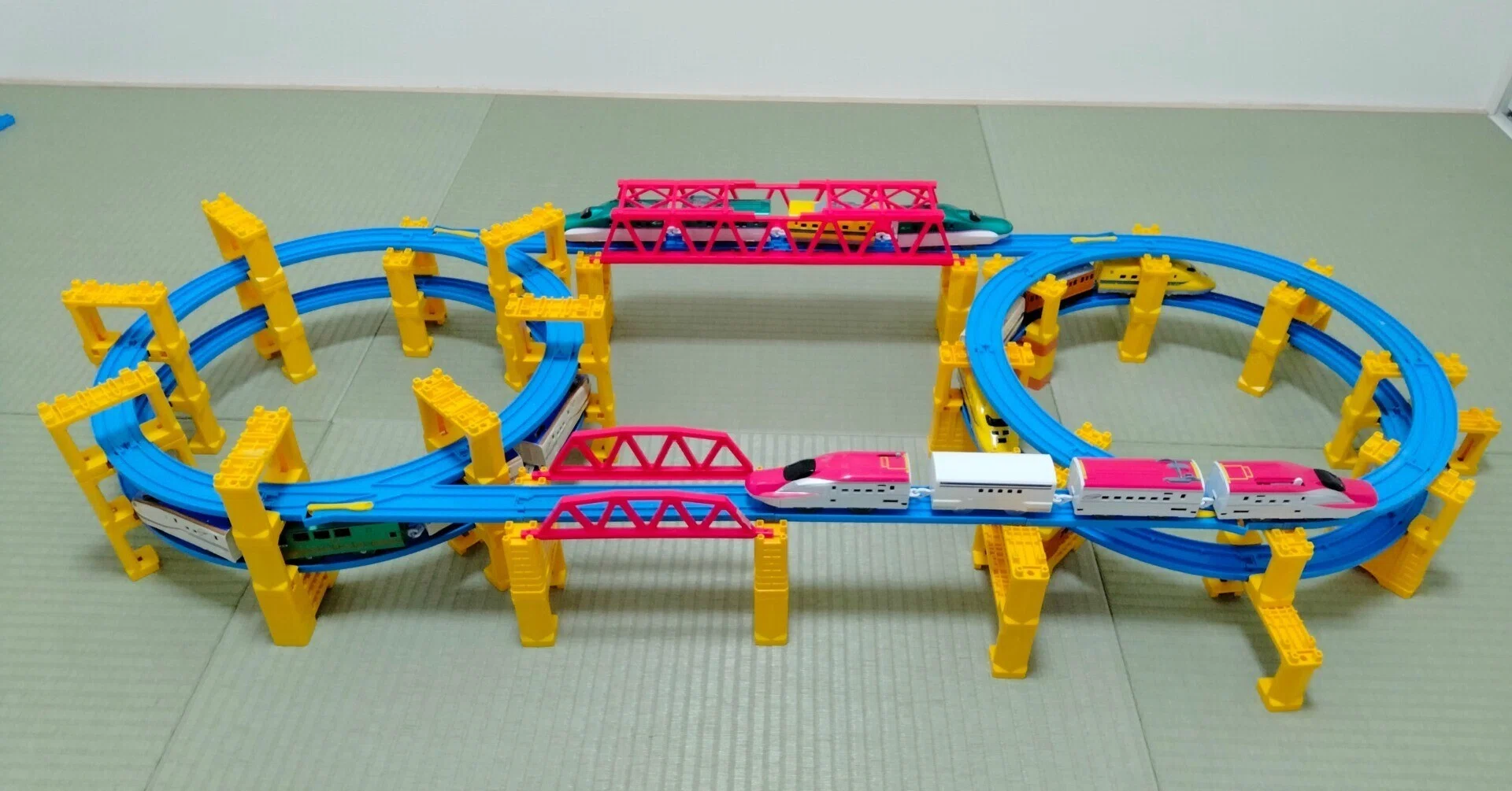プラレール まとめ売り 大量 陸橋 信号 立体 レイアウト 【公式通販】