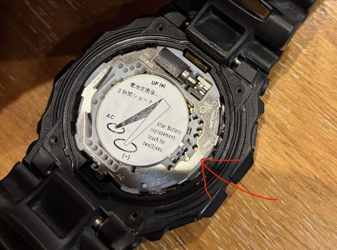 自己責任DIY】GBX-100の電池交換をしてみた【備忘録】｜朝日七波｜5人