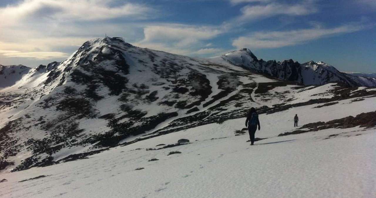 スペインで雪山を登る 蒲生鴻志 Note