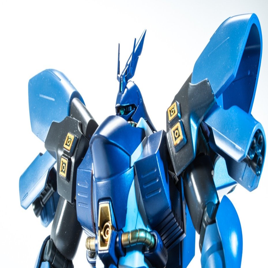 サザビー (星街すいせい仕様) GUNDAM×holiliveより｜梁川