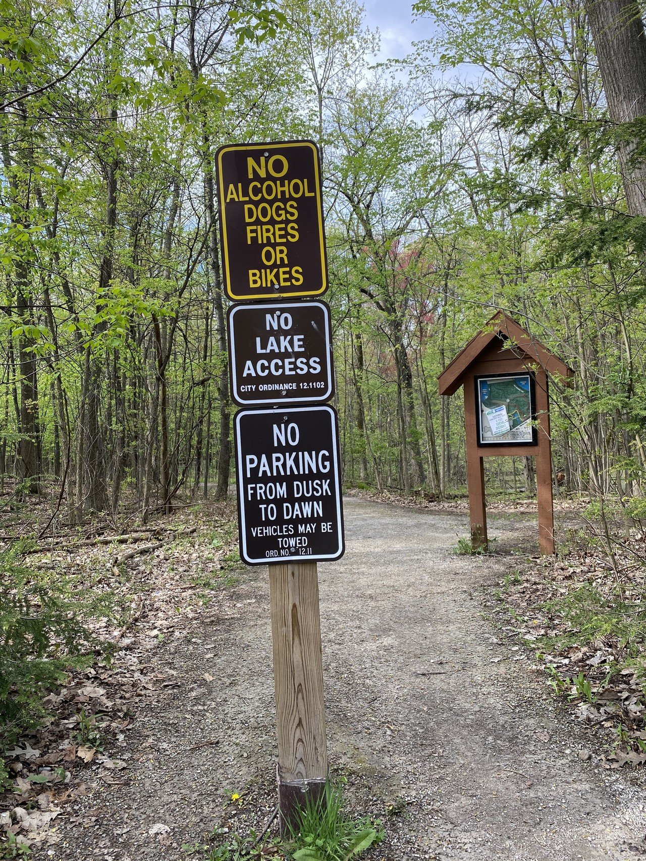 ミシガンの自然 州花トリリアム Mittenmi Note