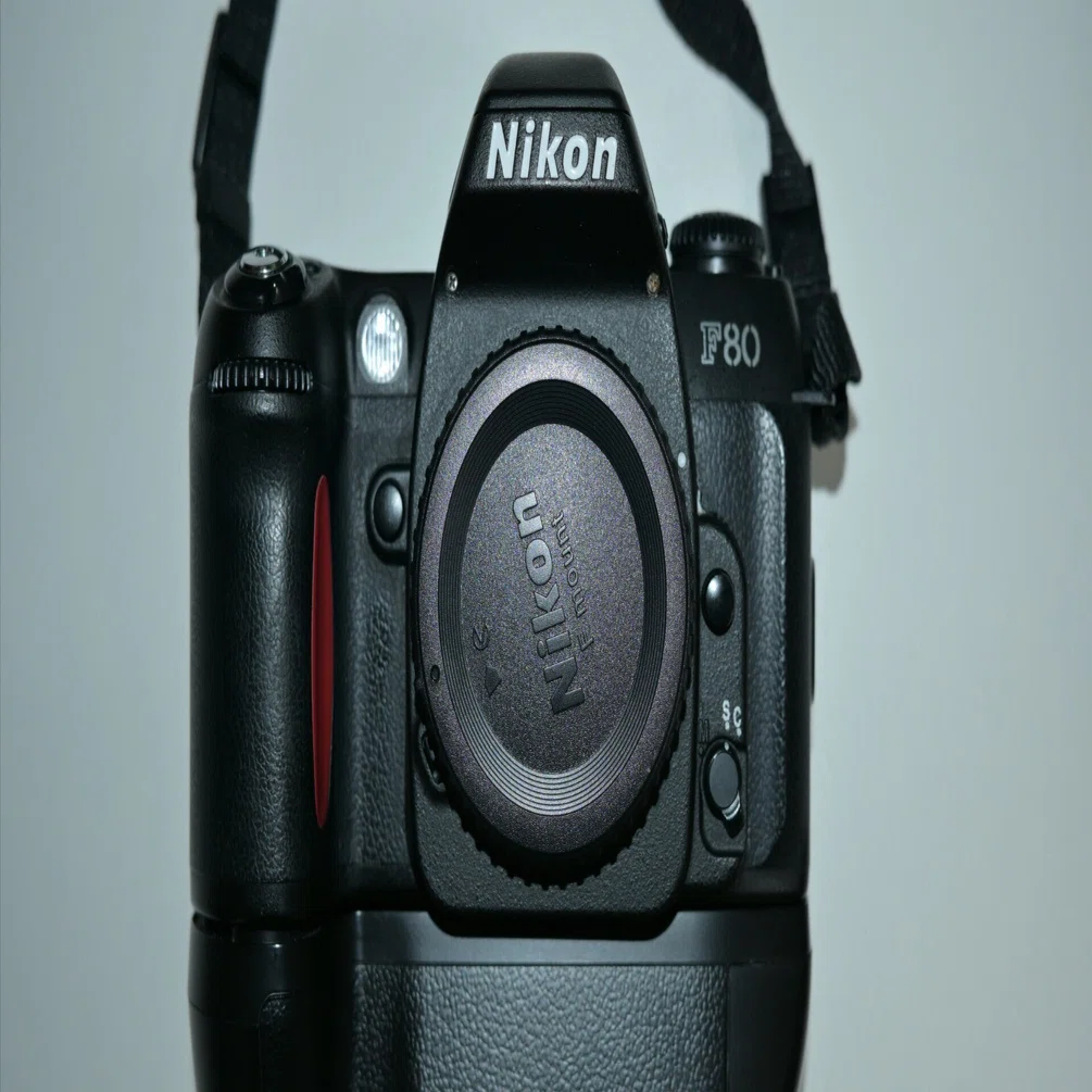 Nikon F80 フィルム一眼レフカメラ ニコン 【公式通販】