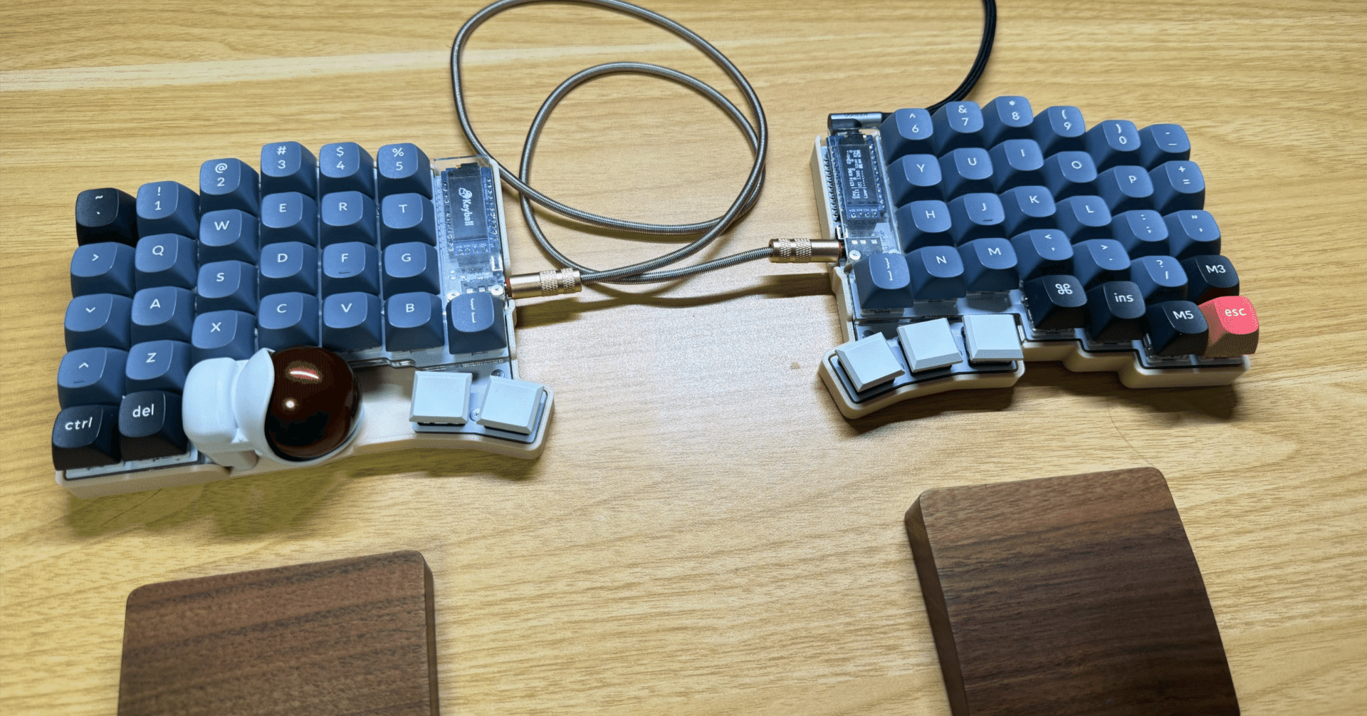 トラックボール付き分割キーボードのおすすめ7選｜もうマウスには戻れ