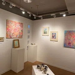 金属造形家 関根正文作 銀錫皿 角皿 刺身皿 ナッツ皿 トライアングルプレート 関根正文 金工展 ̶ 銀錫に宿る息吹ー｜Ginza CAT Gallery