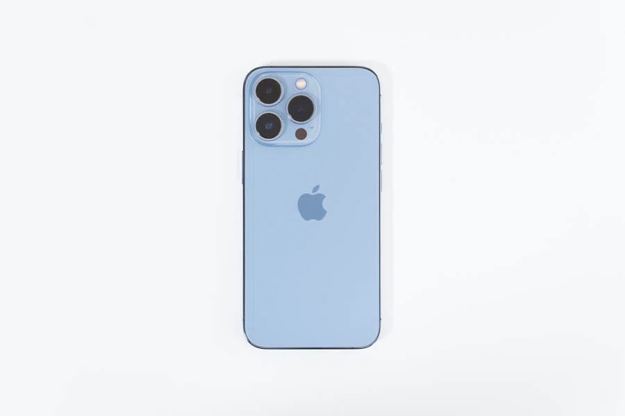 iphone13pro」が、4年型落ちになった今でも最っ高な理由｜Suzuki Blog
