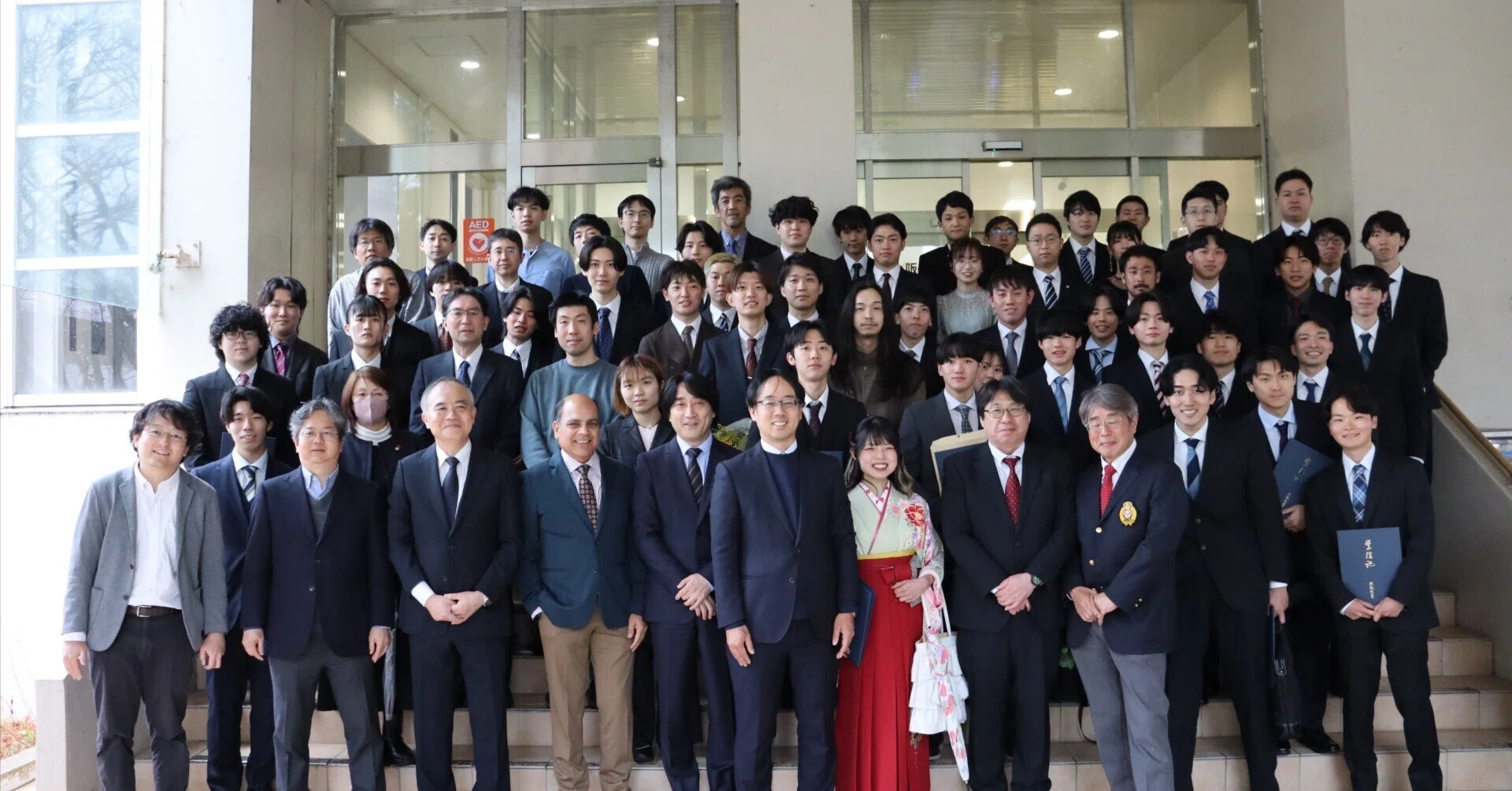 Features】2025年度 祝ご卒業🎉【応物卒業生向け】｜阪大工学研究科