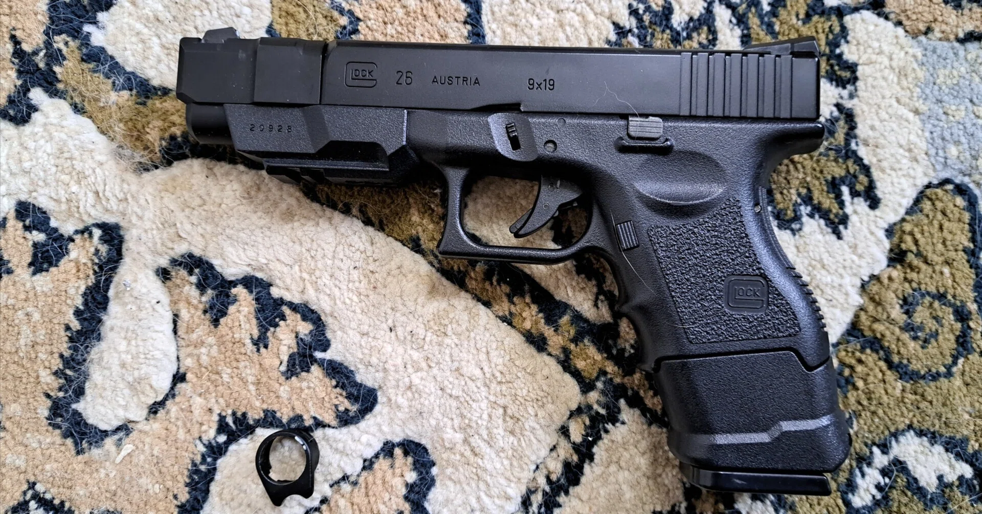 東京マルイ　ガスガン　GLOCK26 グロック26 東京マルイ ガスブローバックガスガンレビュー - YouTube
