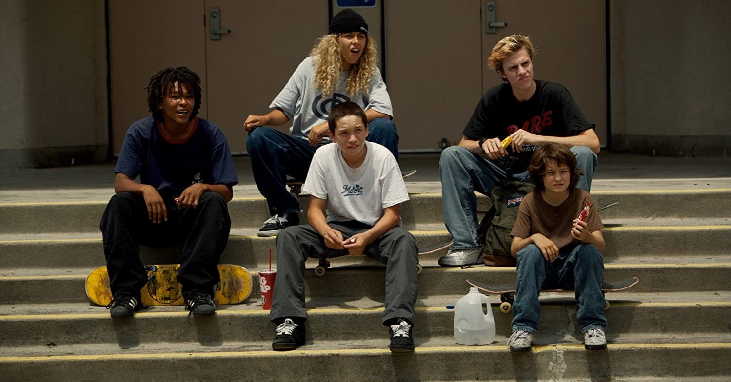4製作映画を観る Mid90s ミッドナインティーズ 年9月4日劇場公開 Eigadays Note 4製作映画を観る Mid90s ミッドナインティーズ 年9月4日劇場公開 Eigadays Note