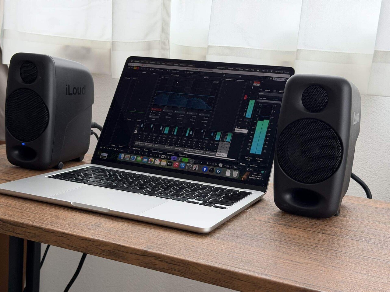 iLoud Micro Monitors 【DTM-クリエイター】 DTM]iLoud Micro Monitor[レビュー]｜Croquetteギター機材研究