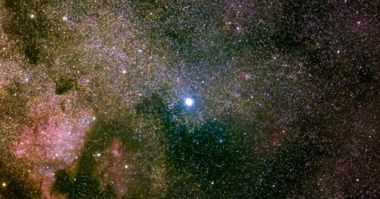 I tried photographing Deneb, a first-magnitude star in Cygnus