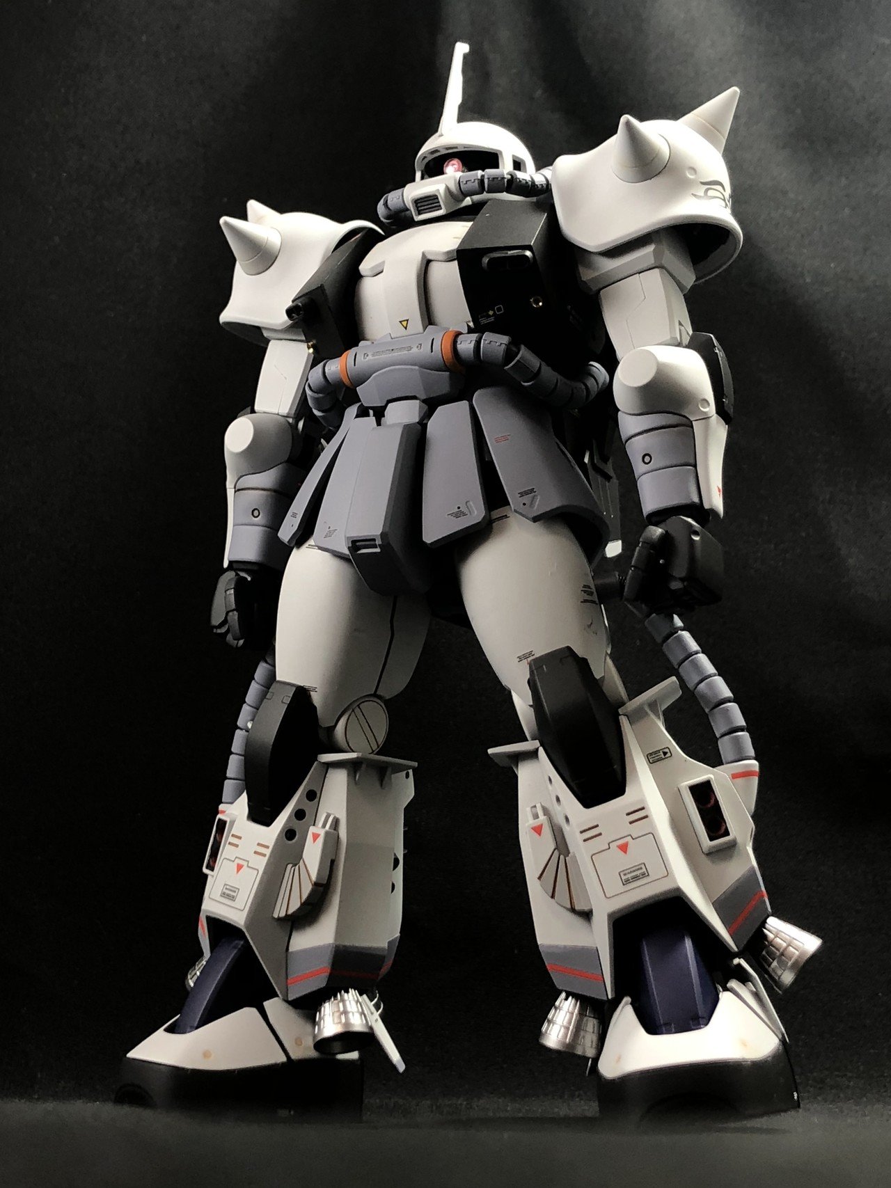 バンダイ ｍｇ 1 100シン マツナガ専用ザクiｉ カスタムタイプ 完成写真 May De Garage メイドガレージ Note