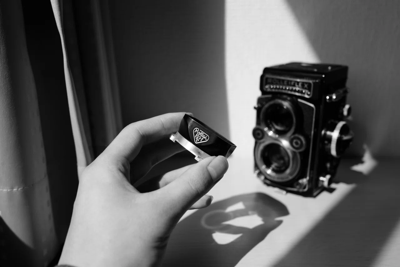 Rolleiflexのレンズフードを購入してみた｜Yuta「写真と過ごす日々」