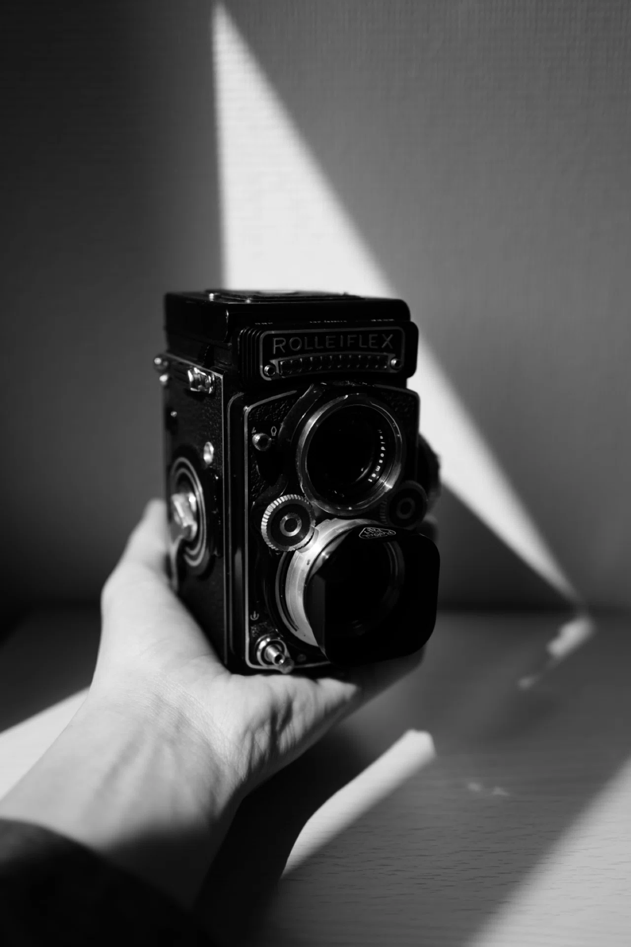 Rolleiflexのレンズフードを購入してみた｜Yuta「写真と過ごす日々」