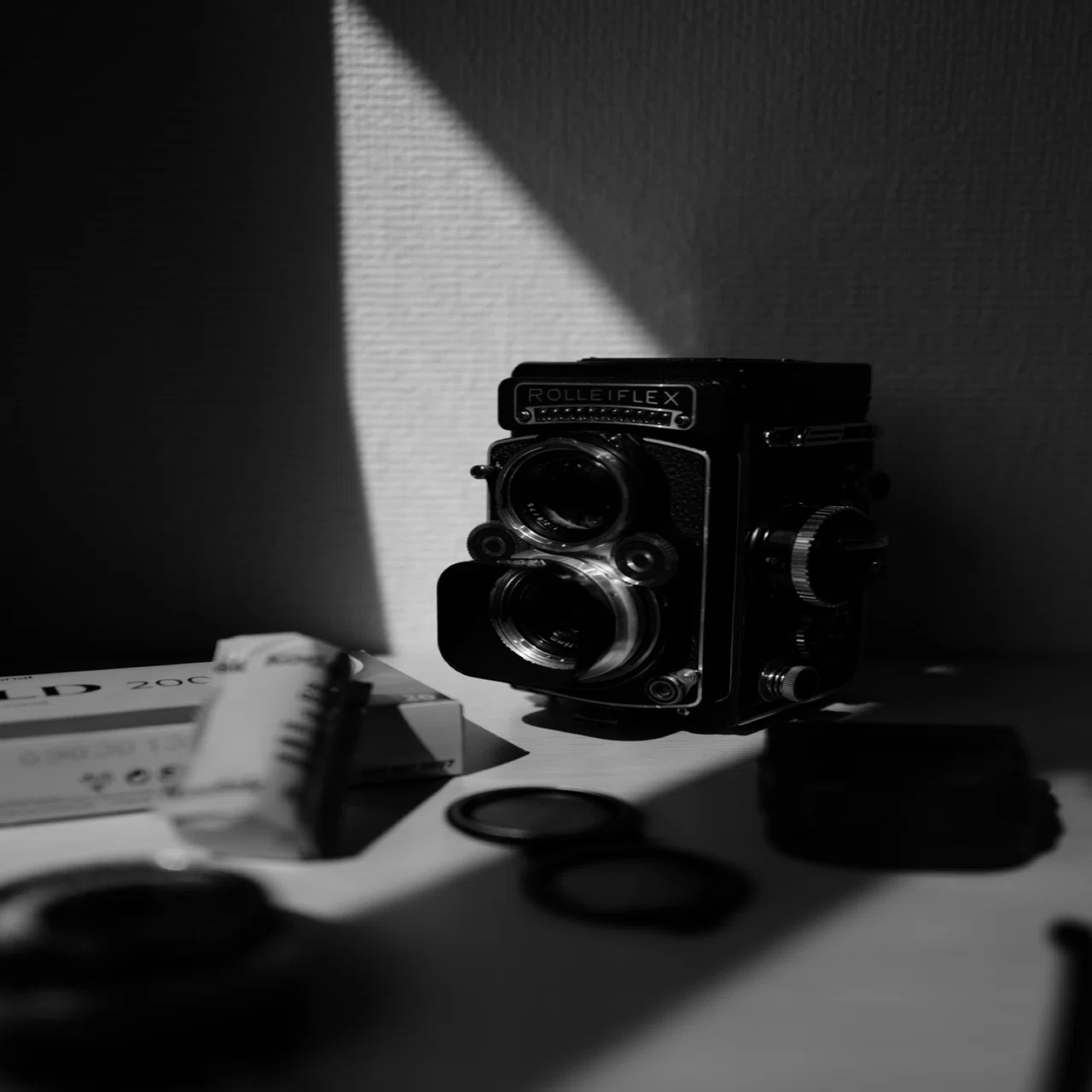 Rolleiflexのレンズフードを購入してみた｜Yuta「写真と過ごす日々」