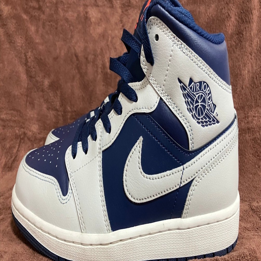 NIKE エアジョーダン 1 MIDという選択肢 NIKE AIRJODAN 1 MID｜tkxx