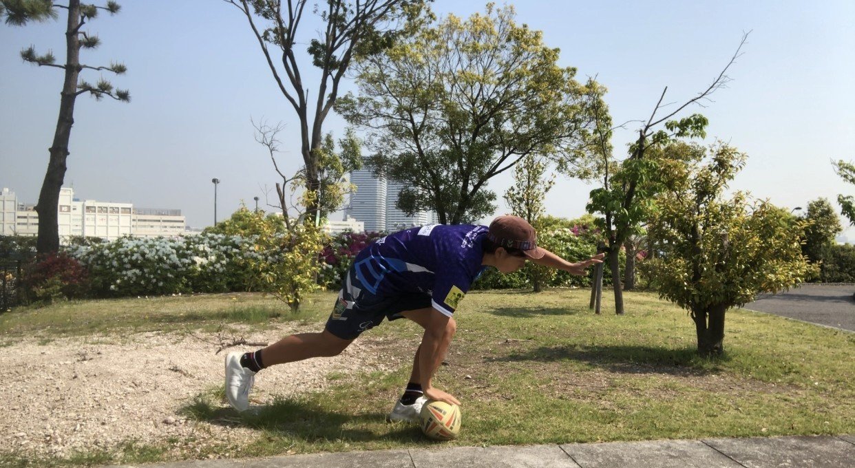 片手でのボールの持ち方 タッチラグビー 倉石佳奈touchrugby Note 片手でのボールの持ち方 タッチラグビー 倉石佳奈touchrugby Note