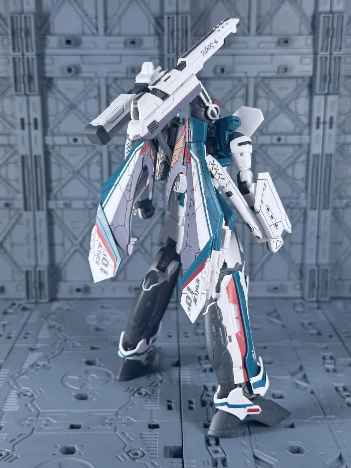 お気楽パチ組｜HG VF-31Sジークフリード（アルド・メルダース機）を 