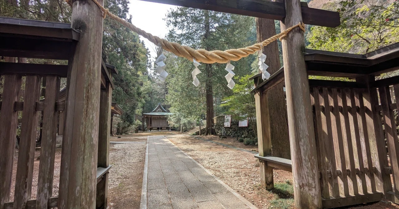 Visiting Kanasana Shrine, the Second Shrine of Musashi Province ...