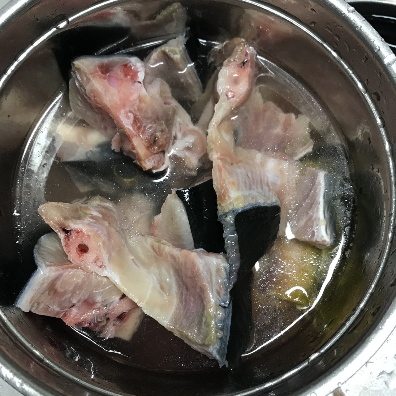 チャレンジ 38 漁師直伝 たった５つの材料で作る あら汁 を作ってみた みから 未絡 Micara Note