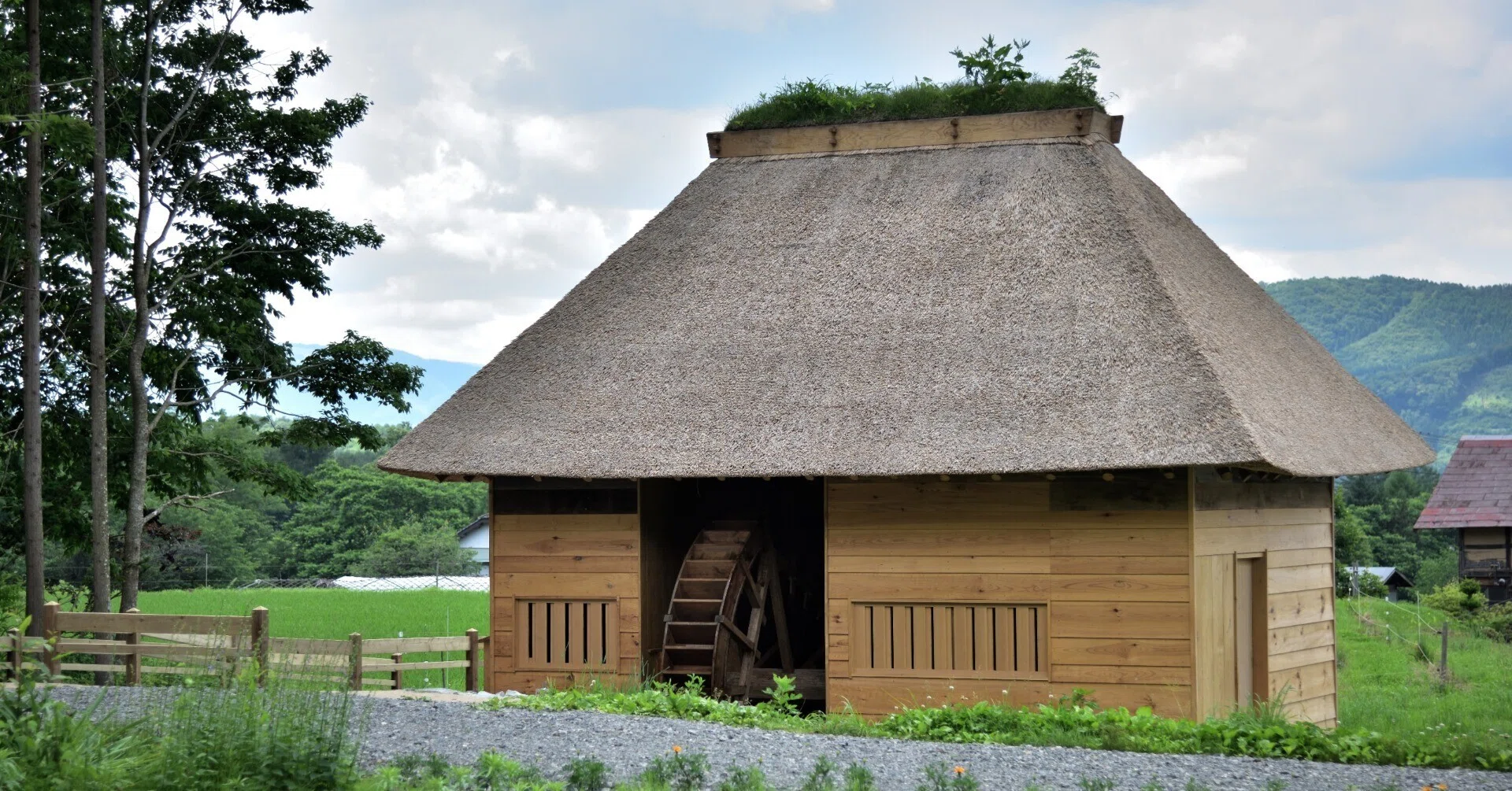 山口の水車小屋で出会った、ゆっくりとした風景｜光と風のアルバム