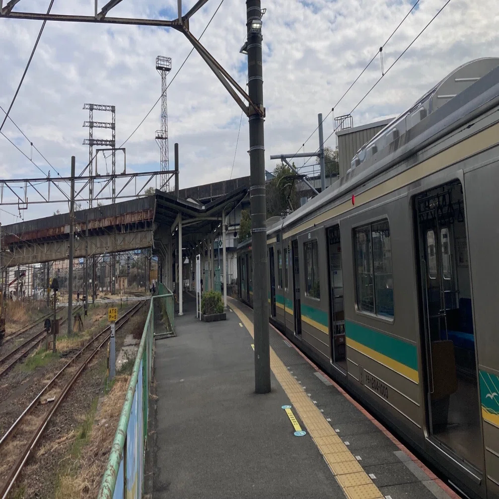 豊*田様 205系（背面、座面）座席4人掛け| ヤマダウェブコム