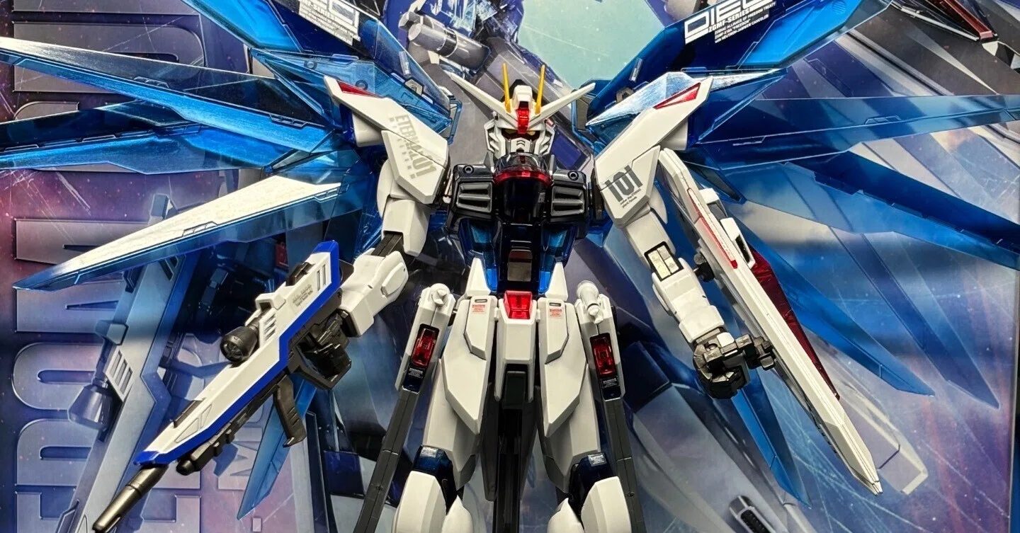 プラモ制作記録(MGフリーダムガンダムソリッドクリア)｜ユーク