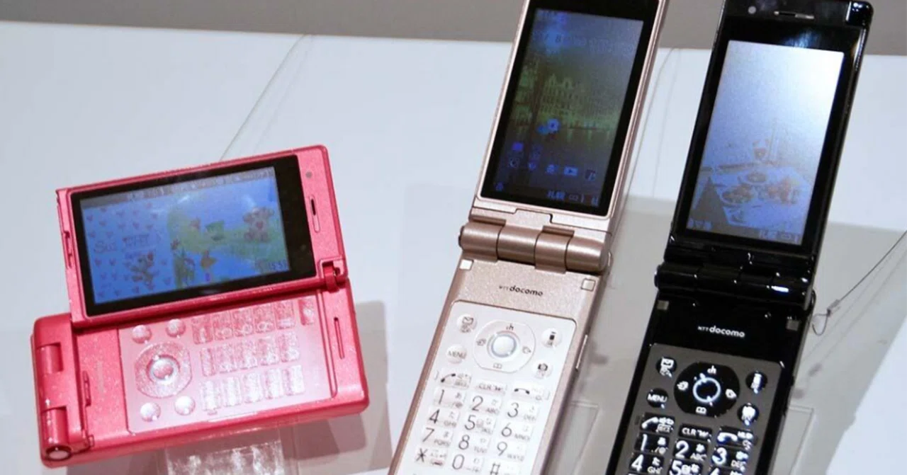 明日で終了】ドコモのガラケー・3G（FOMA）が使えなくなる！今日中に