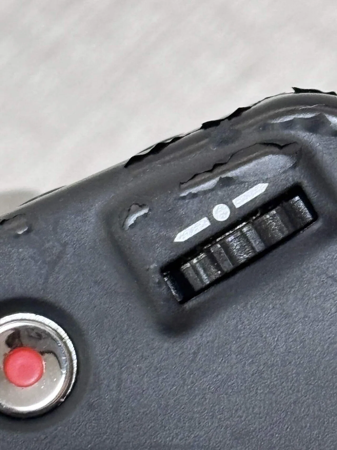 オールドコンデジ】Kodak easyshare max Z990というもっさりカメラ